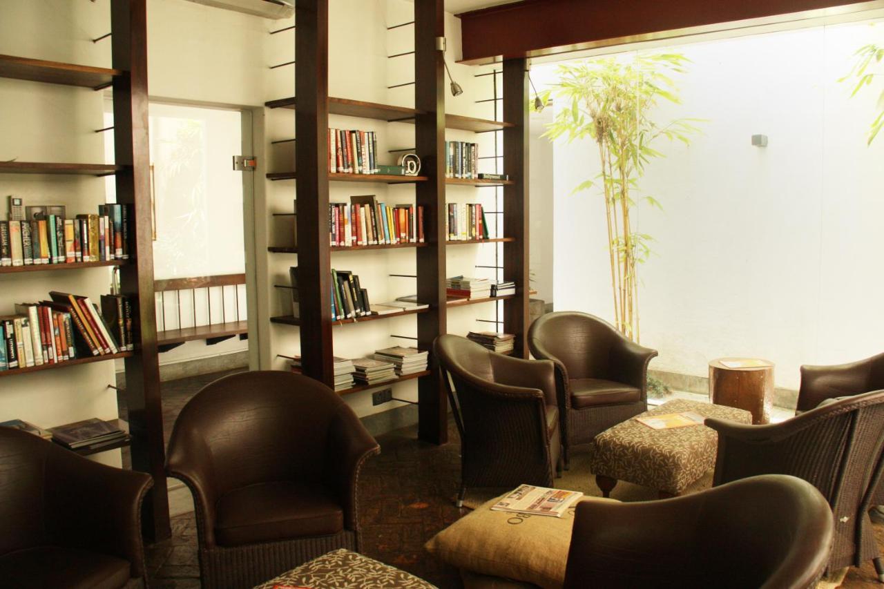 Colombo Court Hotel & Spa Екстер'єр фото