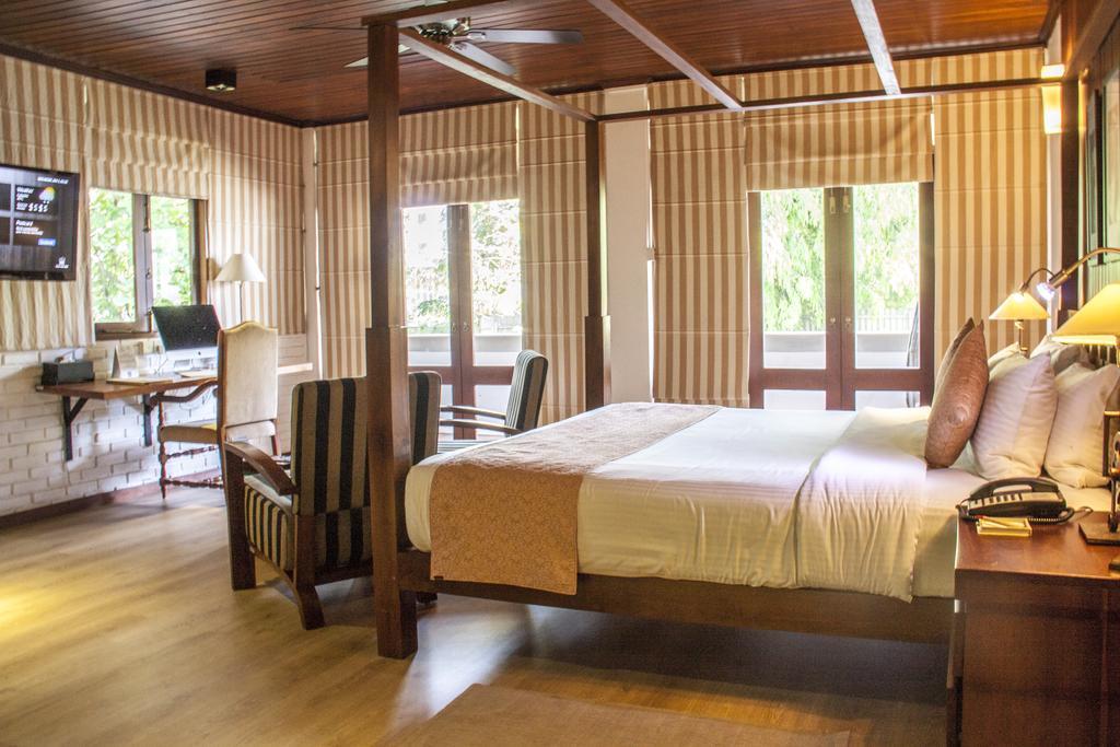 Colombo Court Hotel & Spa Екстер'єр фото