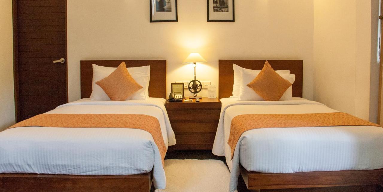 Colombo Court Hotel & Spa Екстер'єр фото